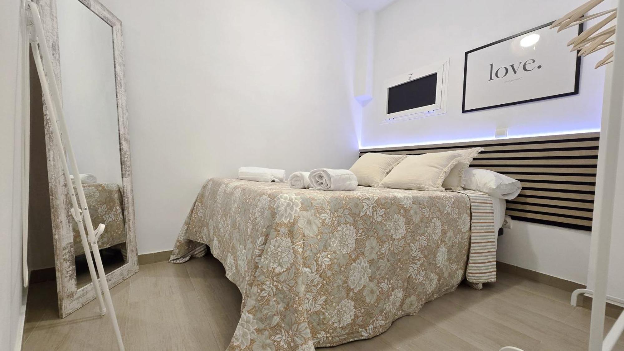 Apartamento El Chiquito - Centro De Málaga Dış mekan fotoğraf